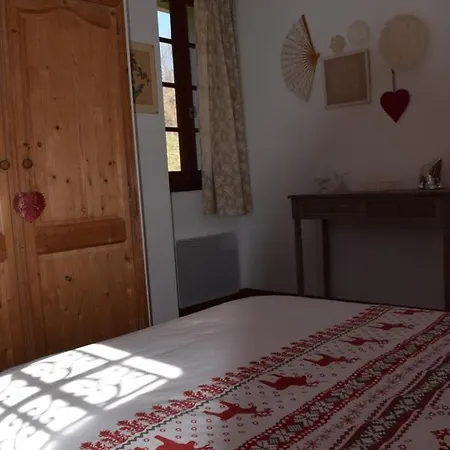 La Grange Des Biches *