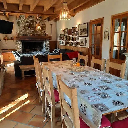 La Grange Des Biches Chalet *